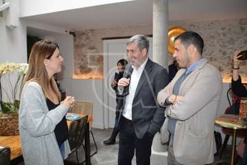 El senador nacionalista Fernando Clavijo durante la visita a Telde (Foto TA)